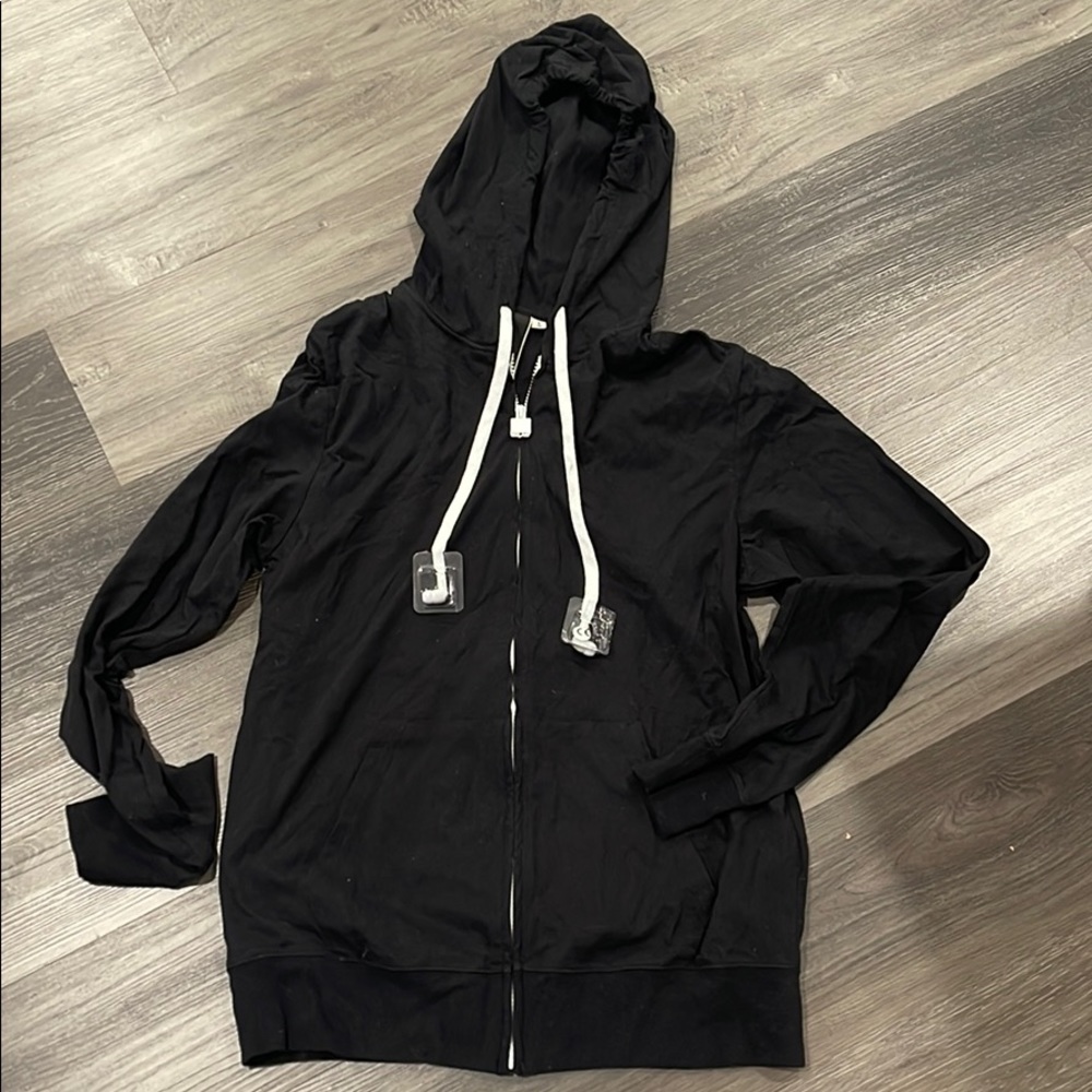 Zip-Up Sweatshirt with ear buds for your phone!!